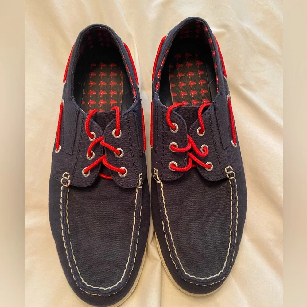 Eastland Men’s Adventure MLB Red Sox Navy Oxford with Logo size 12D
